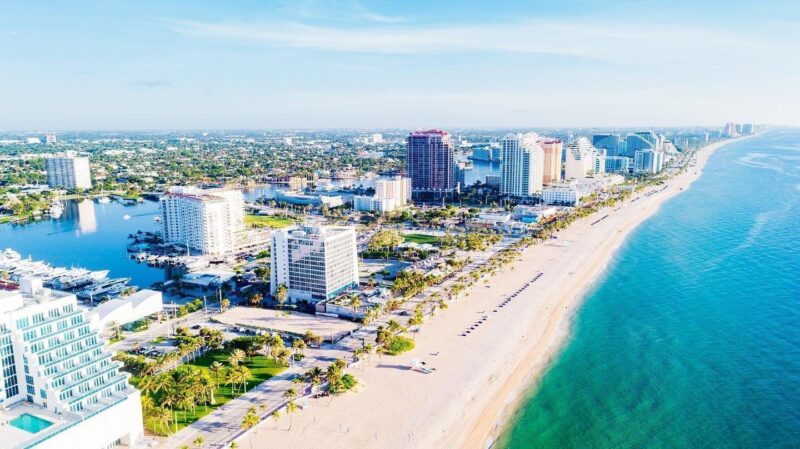 FLL BEACHHH